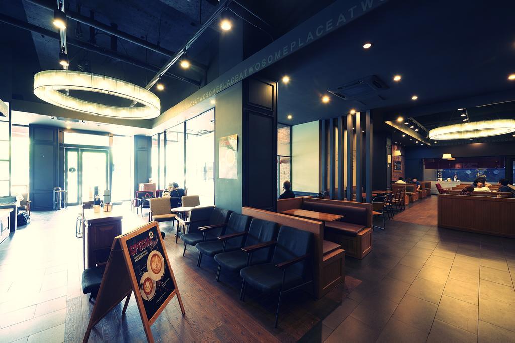 Benikea Premier Hotel Siheung Екстер'єр фото