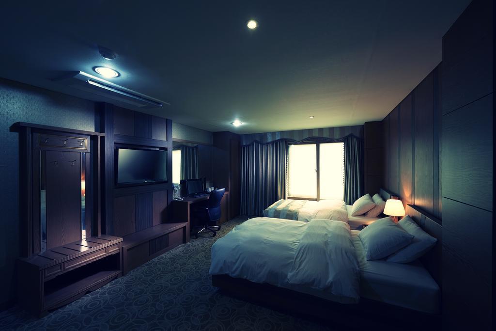 Benikea Premier Hotel Siheung Екстер'єр фото